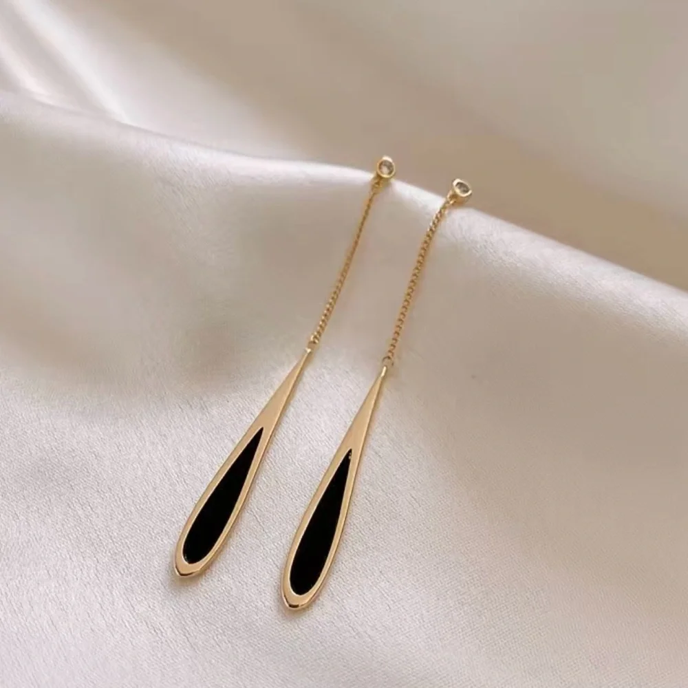 NWT Long Black Droplet Design Dangle Earrings 14K Gold Plated - Picture 6 of 9